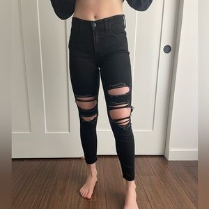 Hollister Size 7R Ripped Jeans